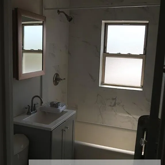 4477 N Elston Ave #303 — Photo 6