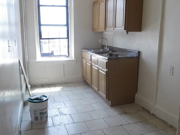 4th image of 2401 Newkirk Ave APT 3B