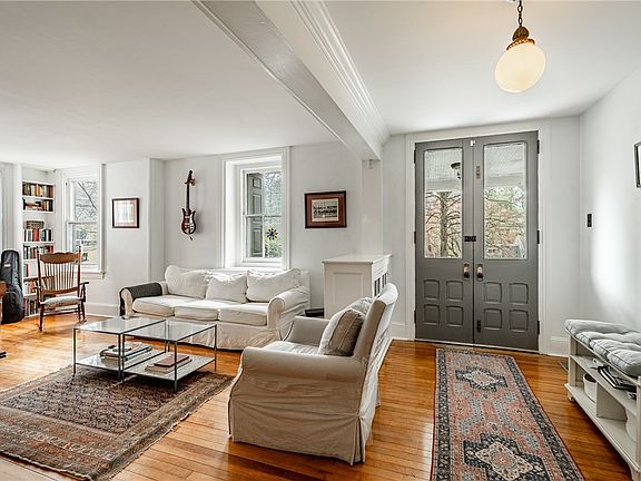 4th image of 701 W Oakbourne Rd