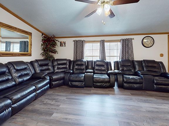 5th image of 146 Boylen Ave