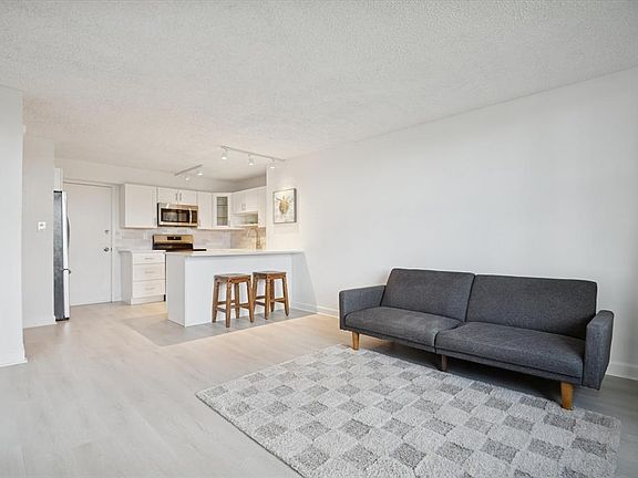 3rd image of 3000 N Ocean Blvd APT 405