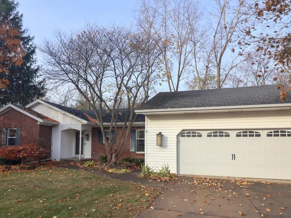 5521 Discovery Dr SE, Kentwood, MI 49508