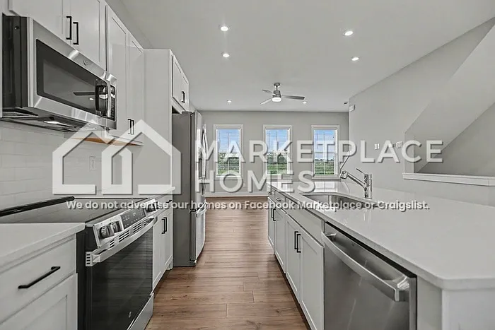 1374 Cozy Cir SE — Photo 8