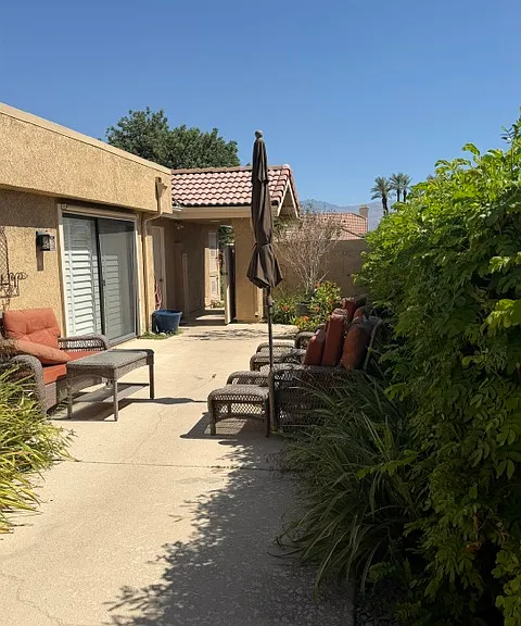 10 Pamilla Way — Photo 4