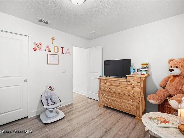 527 Glaspell Cir SE — Photo 29