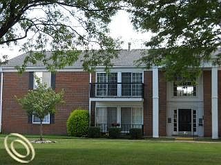 1st image of 1277 Woodbridge St