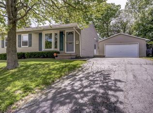 375 N Megan Dr, Decatur, IL 62522