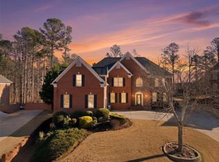 1121 Hiddenbrook Ln, Suwanee, GA 30024