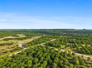 2537 Buckskin Dr, Granbury, TX 76049