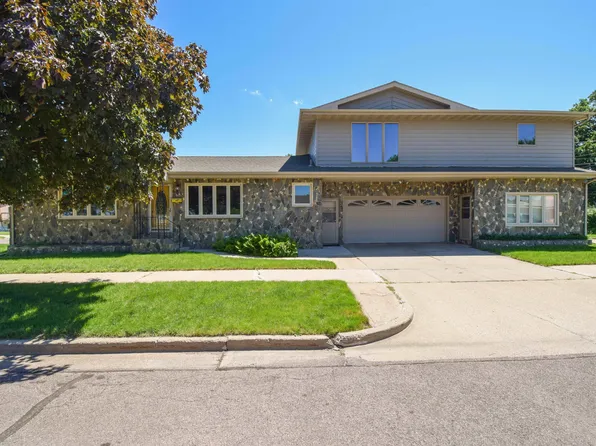 2101 W Bailey St, Sioux Falls, SD 57104