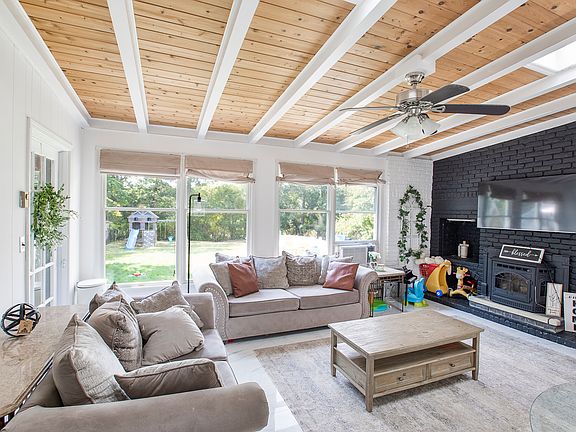 2nd image of 504 Gazzola Dr #1A