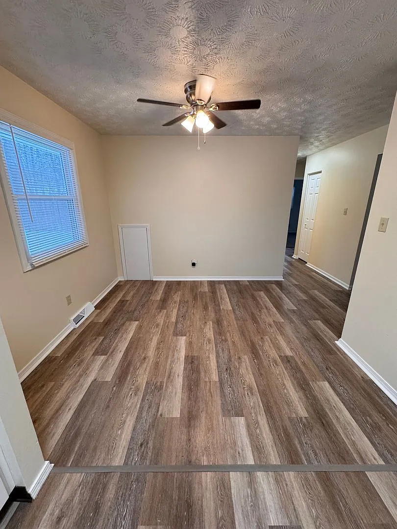 2239 Woodland Trace — Photo 3