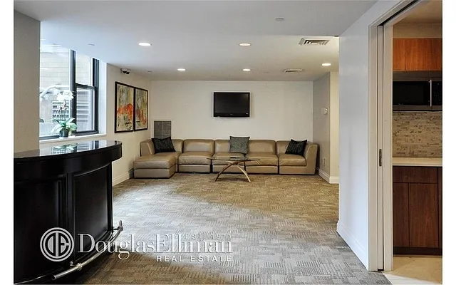 Rented by LG Fairmont Group | media 17