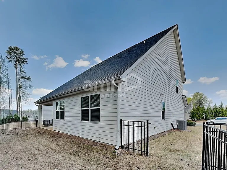 4905 Franks Creek Way — Photo 26
