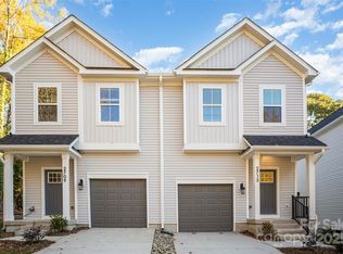 2709 New Pineola Rd, Charlotte, NC 28208