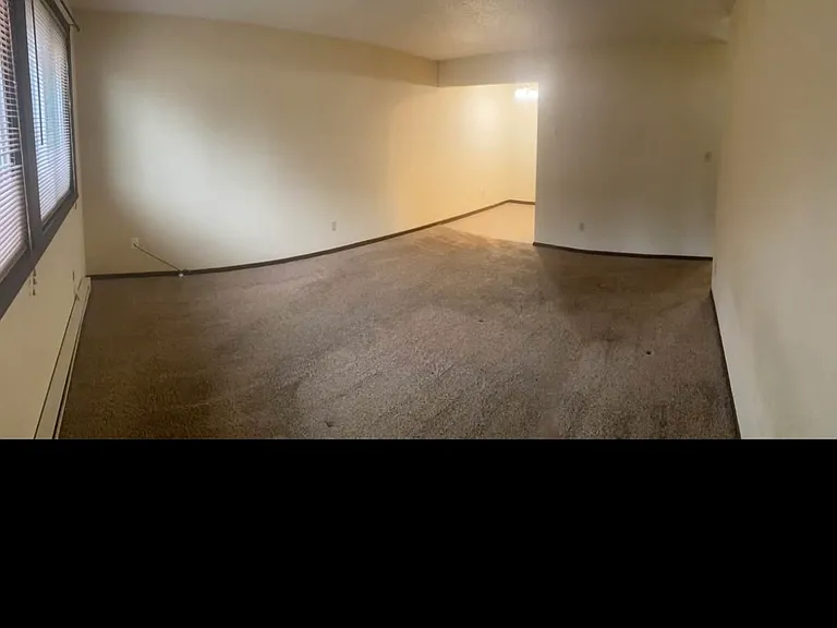 777 Laurel St — Photo 1