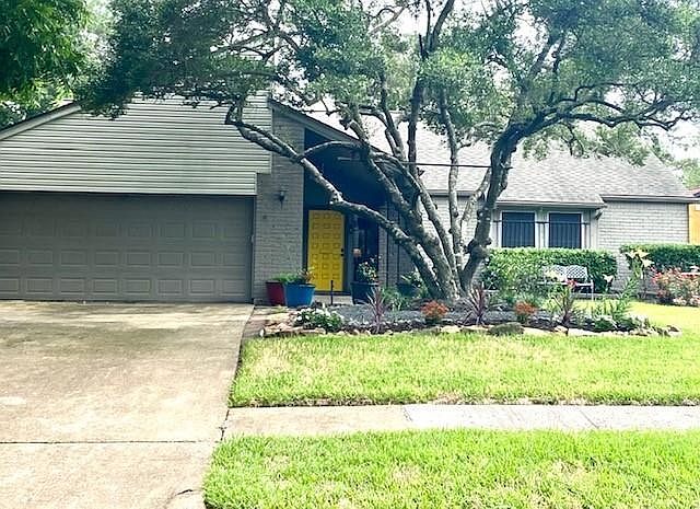 1st image of 5606 Knobby Knoll Dr
