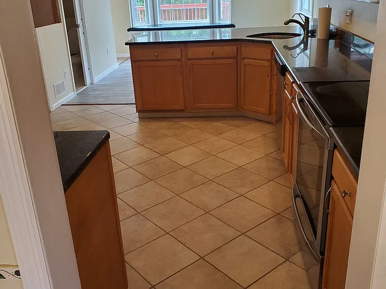 1222 Field Rd — Photo 6