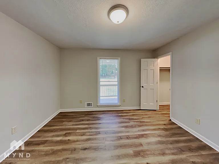 1186 Bay Ridge Dr — Photo 14