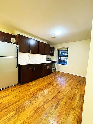 Rented by Fave Realty Inc | media 2