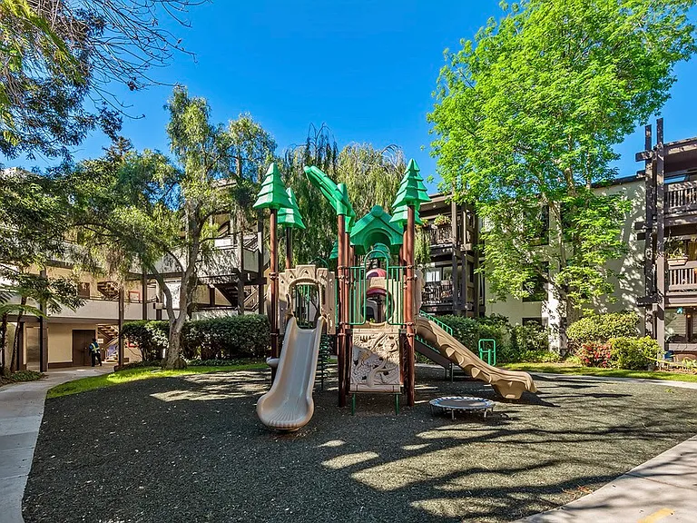 7777 W 91st St #B1155 — Photo 27