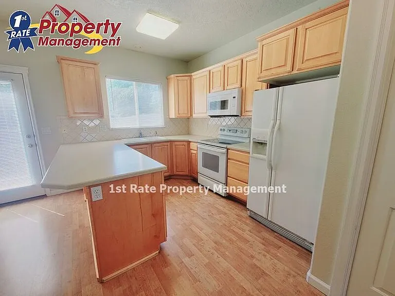 1877 W Nez Perce St — Photo 3