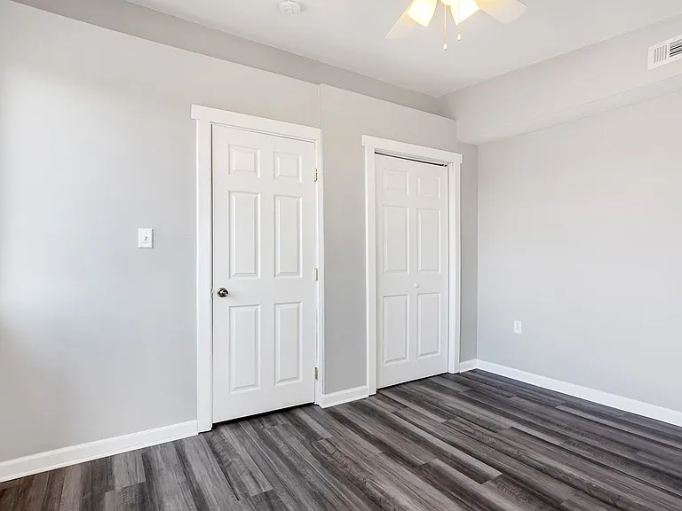 121 Dilworth St — Photo 23