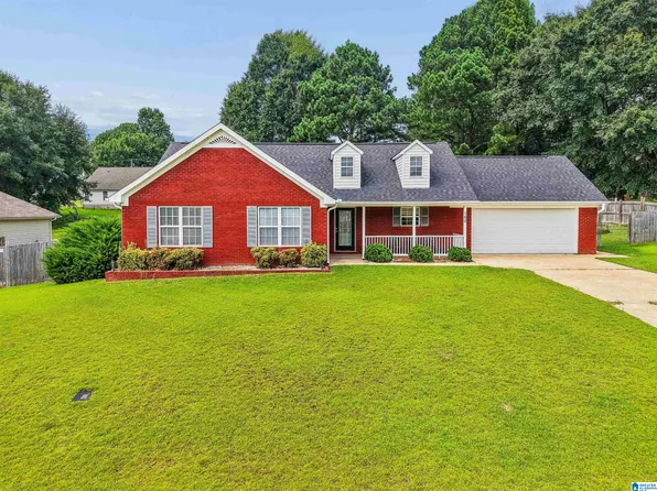 160 Cassy Cir, Jemison, AL 35085