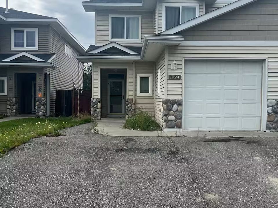 1st image of 1424 28th Ave