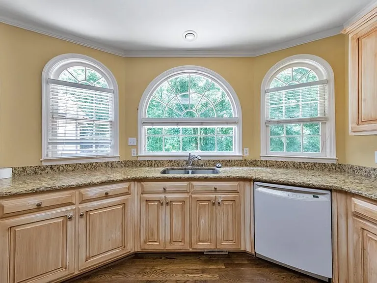 5321 Edgerton Dr — Photo 12