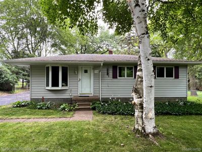 1739 Weymouth St, West Bloomfield, MI, 48324