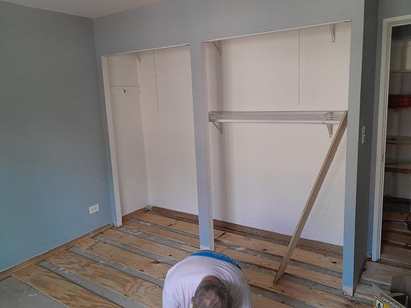 3rd image of 669 W Grace St #310