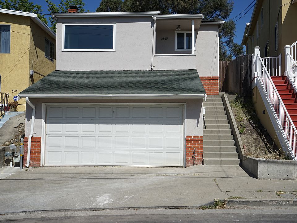 1st image of 2515 Oliver Ave