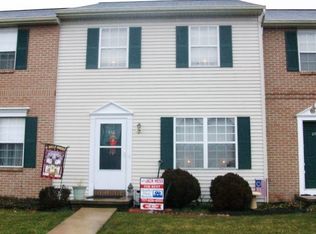 273 Greenland Dr, Lancaster, PA