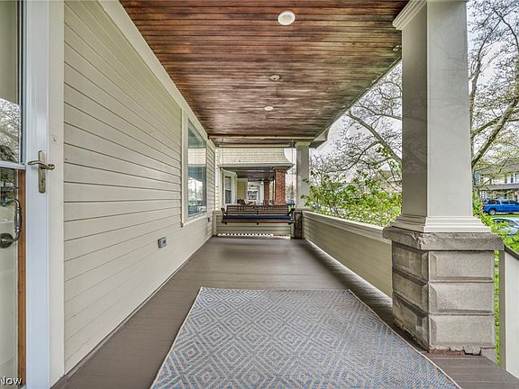 4th image of 2167 Atkins Ave