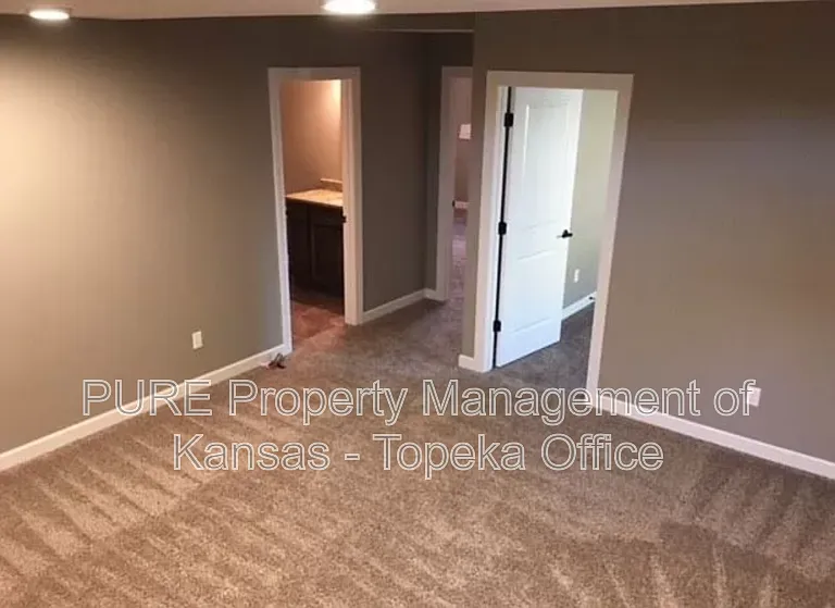 4423 SE Gemstone Ln — Photo 5