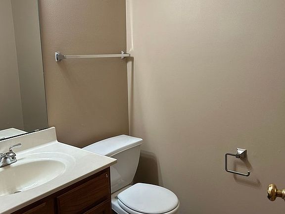 4th image of 3868-3872 Ledyard St #3872A
