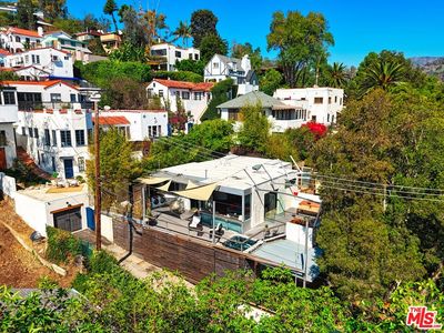 6830 Alta Loma Ter, Los Angeles, CA, 90068