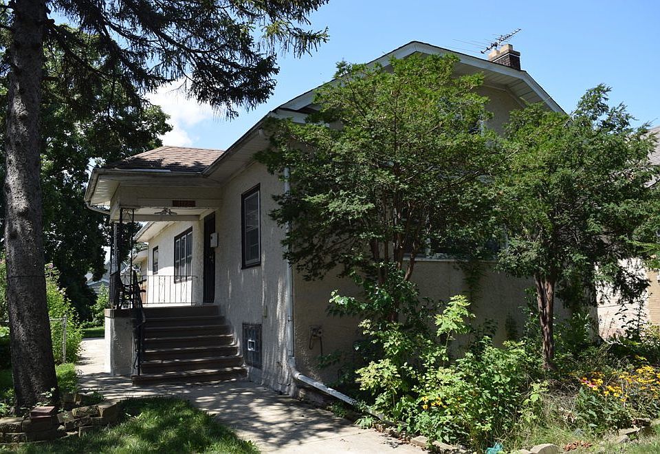 1st image of 1122 N 8th Ave