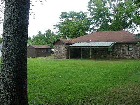 View of back of home
