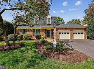 4715 Powder House Dr, Rockville, MD 20853