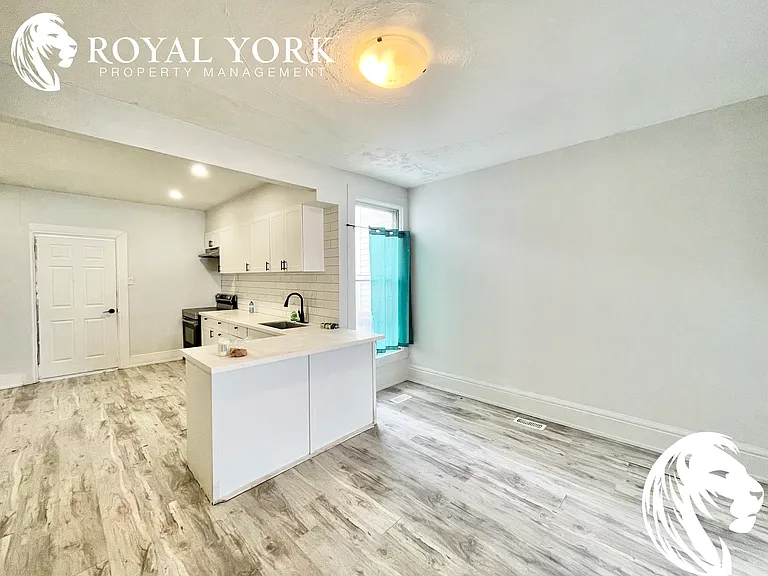 35 Concession St — Photo 7