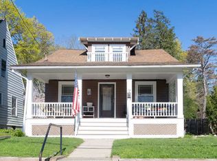 24 N Lyons Ave, Menands, NY 12204