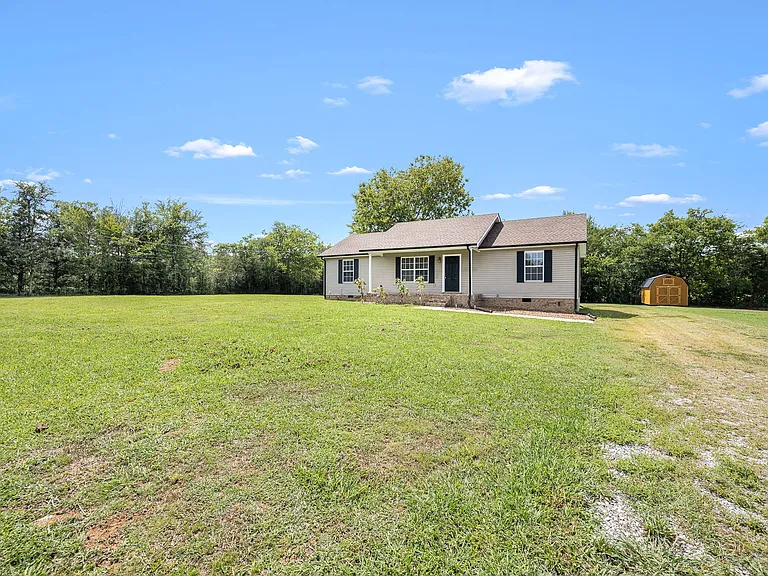 681 Elbethel Rd — Photo 4