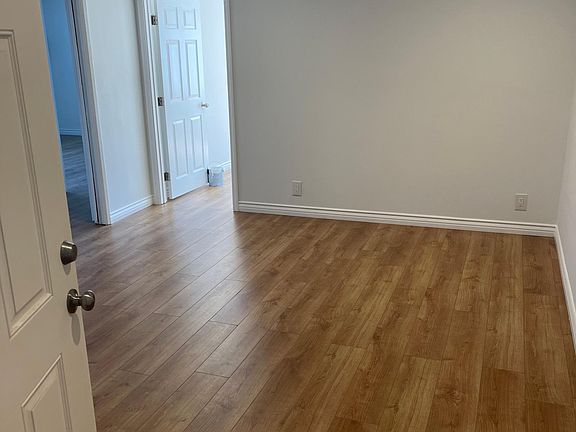 3rd image of 4304 W 43rd St #14