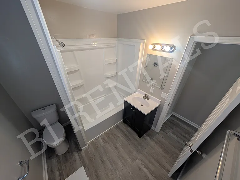 1025 N Obrien St — Photo 4