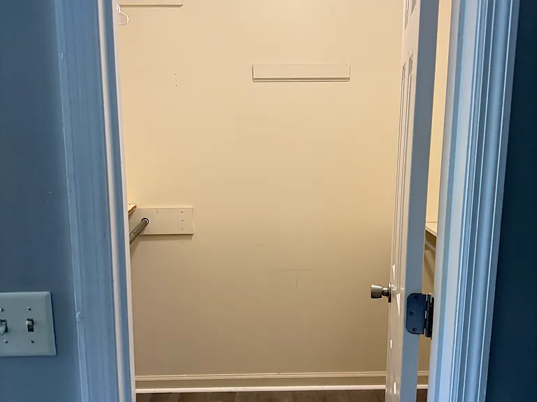 146 Mellard Dr — Photo 18