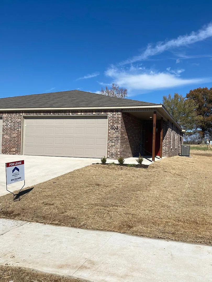 Pre-Leasing Now! 3-Bedroom, 2-Bath Duplex in Lawlis Ranch | Available September 2 — Photo 3