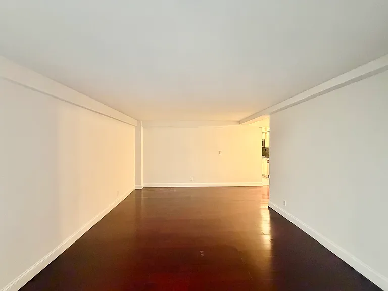 141 E 89th St #5M — Photo 3