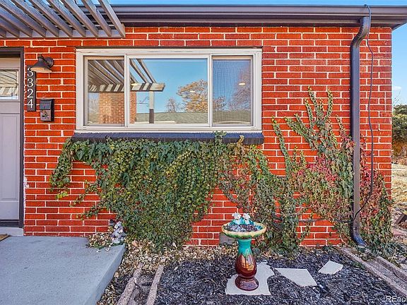 3rd image of 3324 N Glencoe Street